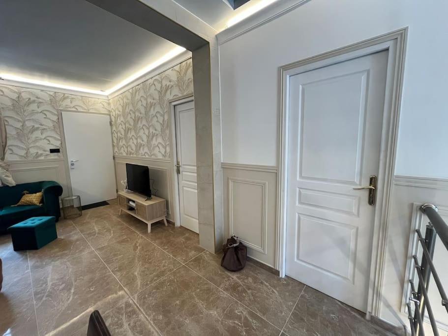 La Maison Rayofam, A 30 Min De Paris, A 5 Min Du Stade De France Saint-Denis  Exterior photo