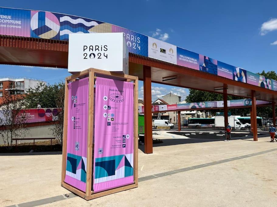 La Maison Rayofam, A 30 Min De Paris, A 5 Min Du Stade De France Saint-Denis  Exterior photo
